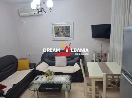 Jepet me qera apartament 1+1 rruga Dibres, prane Kompleksit Halili (ID 4219400)