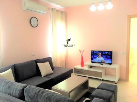 APARTAMENT ME QERA 1+1 ZOGU ZI 50.000 LEKE
