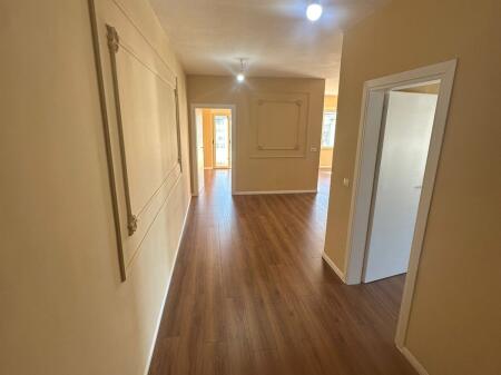 Occasione/ appartamento in Vendita Stadio Durres