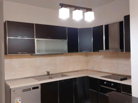 Jepet me qera apartament 2+1 në Astir
