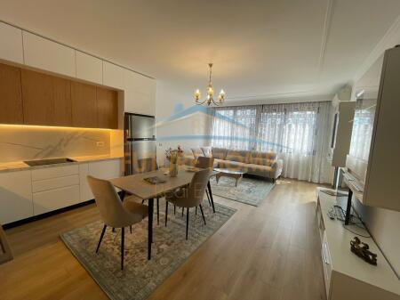 JEPET ME QERA APARTAMENT 2+1 TEK SHALLVARET