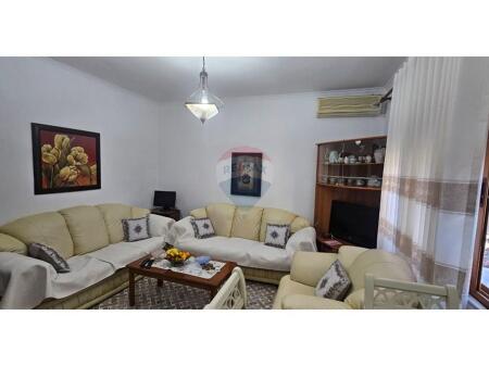 Appartamento - In Affitto - Via Xhanfize Keko, Tirana !