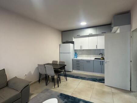 APARTAMENT ME QERA 1+1+post parkimi