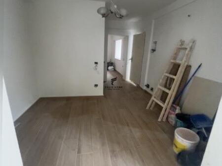 OFFICE FOR RENT 50 M2 WILLSON SQUARE 600 EURO