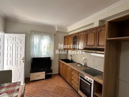 Qera, Hyrje private , 1+1 | 5 Maji , 450 €/muaj