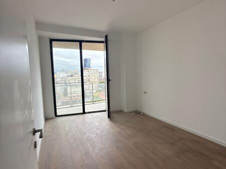 🏢 Zyrë me Qira – Rezidenca Mine Peza 📍