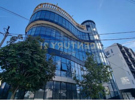 Multifunctional space for rent, Kamëz