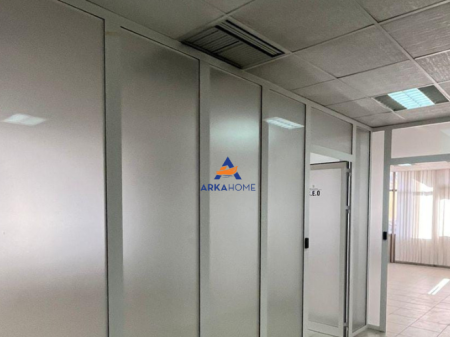 JEPET ME QERA AMBJENT ZYRE 180M2 "SHESHI WILLSON" 2550 EURO