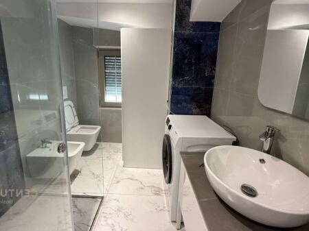 FOR RENT 1+1 APARTMENT IN LAPRAKE, NEAR THE MILITARY HOSPITAL.
