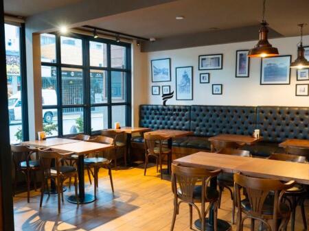 LOKAL ME QERA 200 M2 KOMUNA E PARISIT 1.500 EURO