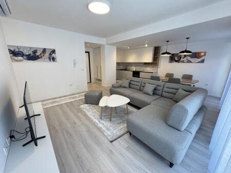 JEPET ME QIRA APARTAMENT 2+1+2 POSTE PARKIMI !!