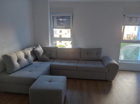 🏢Ne zonen e Ali Demit,Rezidenca Kaimi jepet me qera apartament 1+1,ne proces  mobilimi.45,000Leke