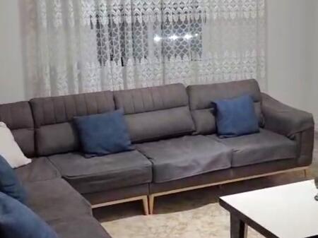 🏢Rruga Dritan Hoxha,prane Klinikes Glob jepet me qera apartament ,2+1,i mobiluar 60,000 Leke