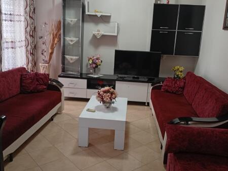 🏖️ Super 2+1 apartment for rent at Rrota e Kuqe, Durrës! 🌆