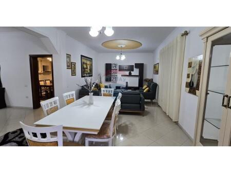 Jepet me qira apartament (2+1) Selite !