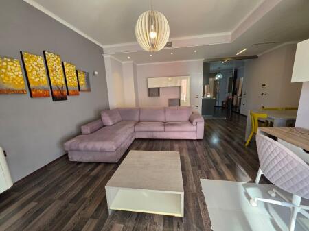 Rent, modern apartment 2+1+2 at Kosovareve Street