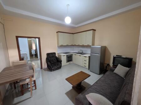 5 Maji Jepet Apartament 1+1 Me Qera