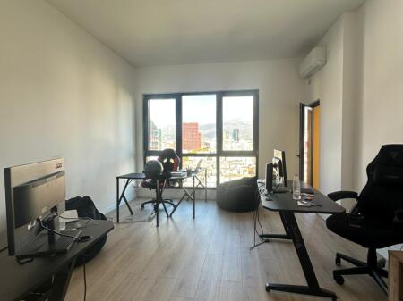 🔶 EXCLUSIVE | Office for rent – Square 21, Tirana