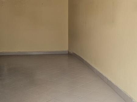 🏢 Locale commerciale in vendita – Sauk (Strada principale)