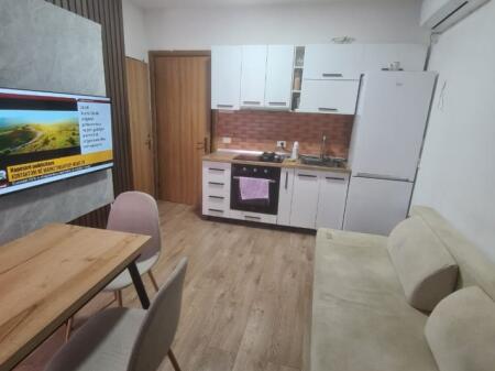 Qira, Apartament 1+1, Rruga Bardhyl ,350 Euro/muaj