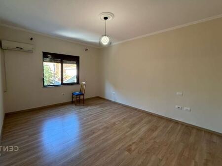 Apartment 3+1 for rent for office, Commune of Paris