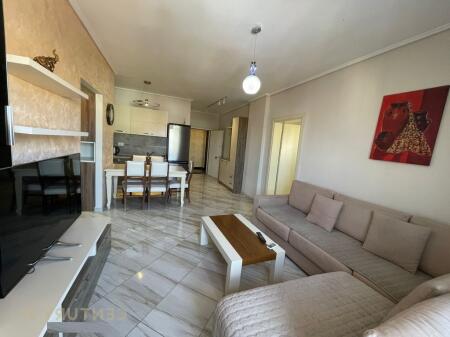 OFROHET  APARTAMENT 2+1 TE MYSLYM SHYRI