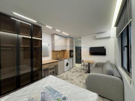 Vendiamo appartamento 1+1 e monolocale in via Durres!