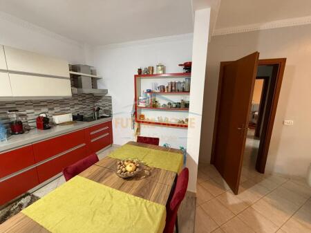 Apartament 2+1+2+depo per shitje tek 21 Dhjetori
