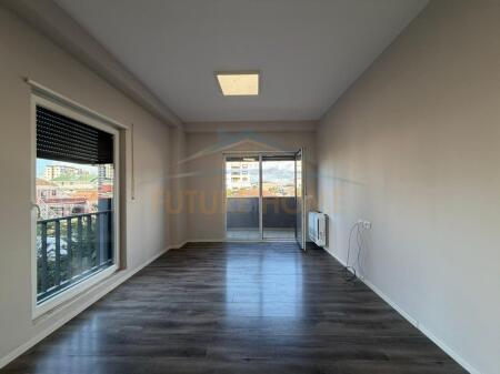 Shitet, Apartament 2+1, Quartum Residence, Rruga Jordan Misja, Tiranë.