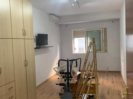 Apartament me qera 2+1 ne Yzberisht