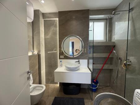 FOR RENT 2+1+2 PARKING SPOTS AT THE DRY LAKE!