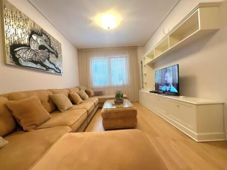 21 Dhjetori, shkolla Sabaudin Gabrani Shesim super apartament 2+1