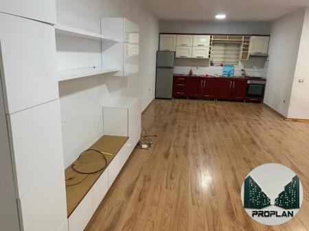 APARTAMENT 2+1+PARKIM ME QERA NE YZBERISHT