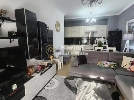 Qera, Apartament 2+1, Fresku, 450 euro/muaj