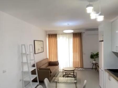 Apartment 1+1 for rent on Durres Street near the Colosseum!