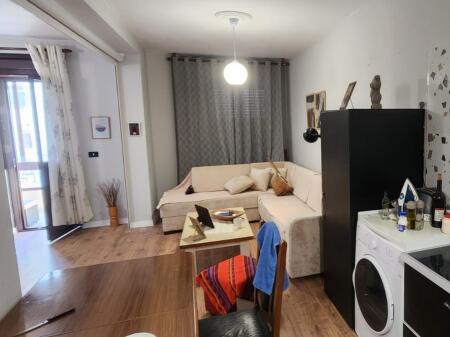 APARTAMENT PER QERA NE PLAZH,  AFER ILIRIA