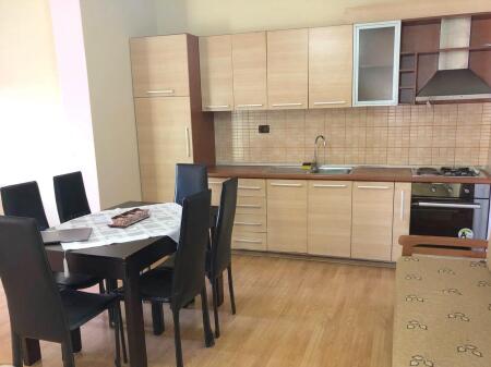 apartament  2+1 me qira tek Jordan Misja