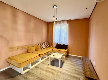 Apartament 1+1 per Qera ne Myslym Shyr