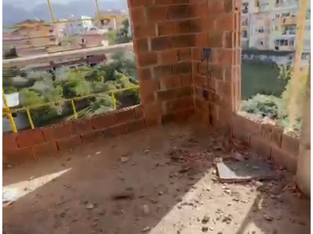 Shitet apartament 2+1+2+Ballkon ne Ali Dem