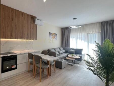 JEPET ME QIRA APARTAMENT 2+1 – ZOGU I ZI!