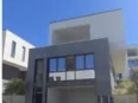 VILLE IN VENDITA AL LAGO DI FARKE