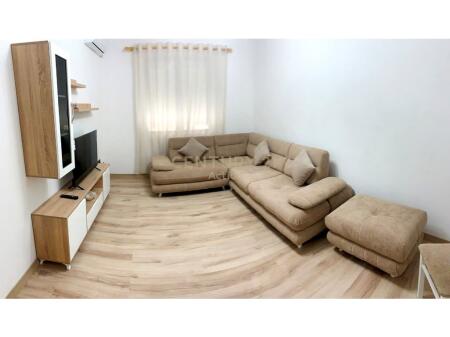 JAPIM ME QIRA APARTAMENT 2+1 NË QENDËR -DURRËS!