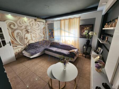 Shitet, Apartament 2+1, Rruga e Kavajës, Tiranë