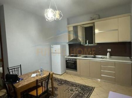 Qera, Apartament 1+1, Fresk, Tiranë.