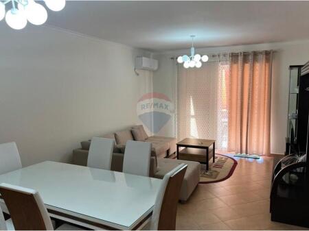 Jepet me qira apartament 2+1 tek Rruga e Kavajes