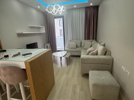 Apartament 2+1 + 2 tualete tek Ish Dogana!