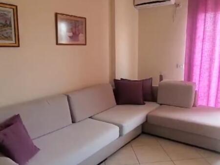 APARTAMENT ME QERA 1+1