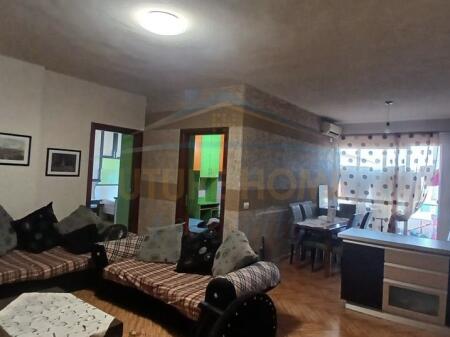 Qera, Apartament 2+1, Fresku, Tiranë.