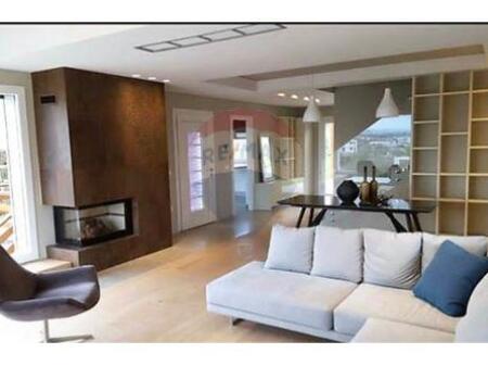 VILE ME QIRA 3 KATE NE LONG HILL RESIDENCE