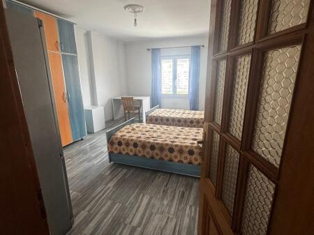 Jepet me qira apartament 2+1 ne Laprake!
